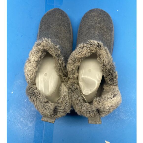 DEARFOAMS Fur Lined Women Bootie Slippers Memory Foam Size 11-12 - Picture 5 of 10